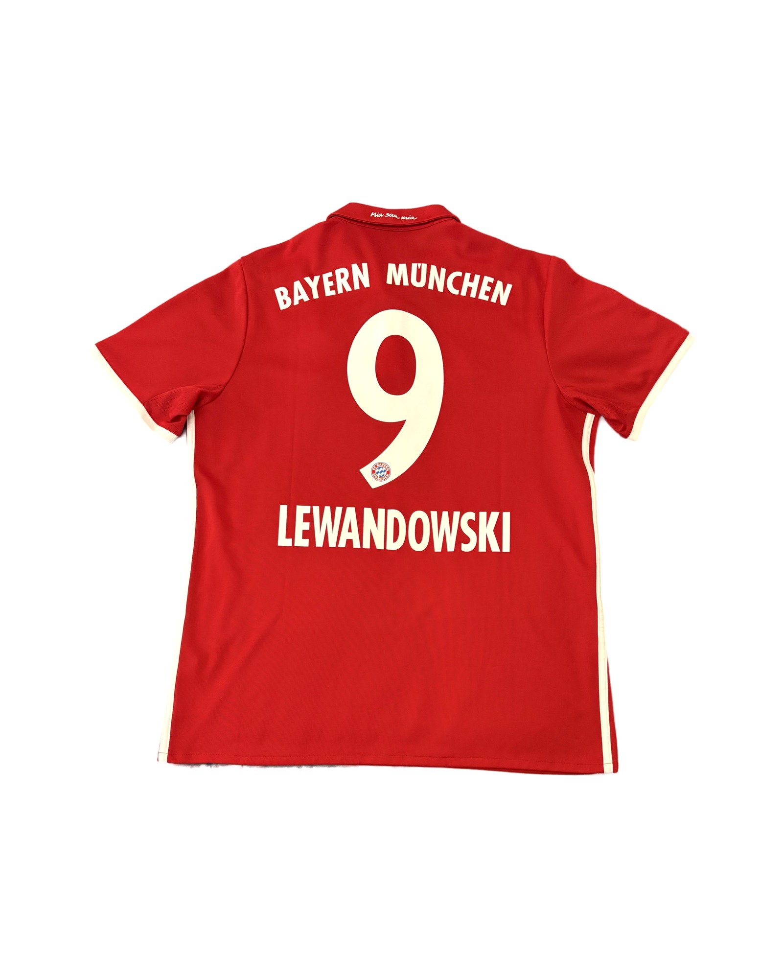 Bayern de Munique · Home · 2016